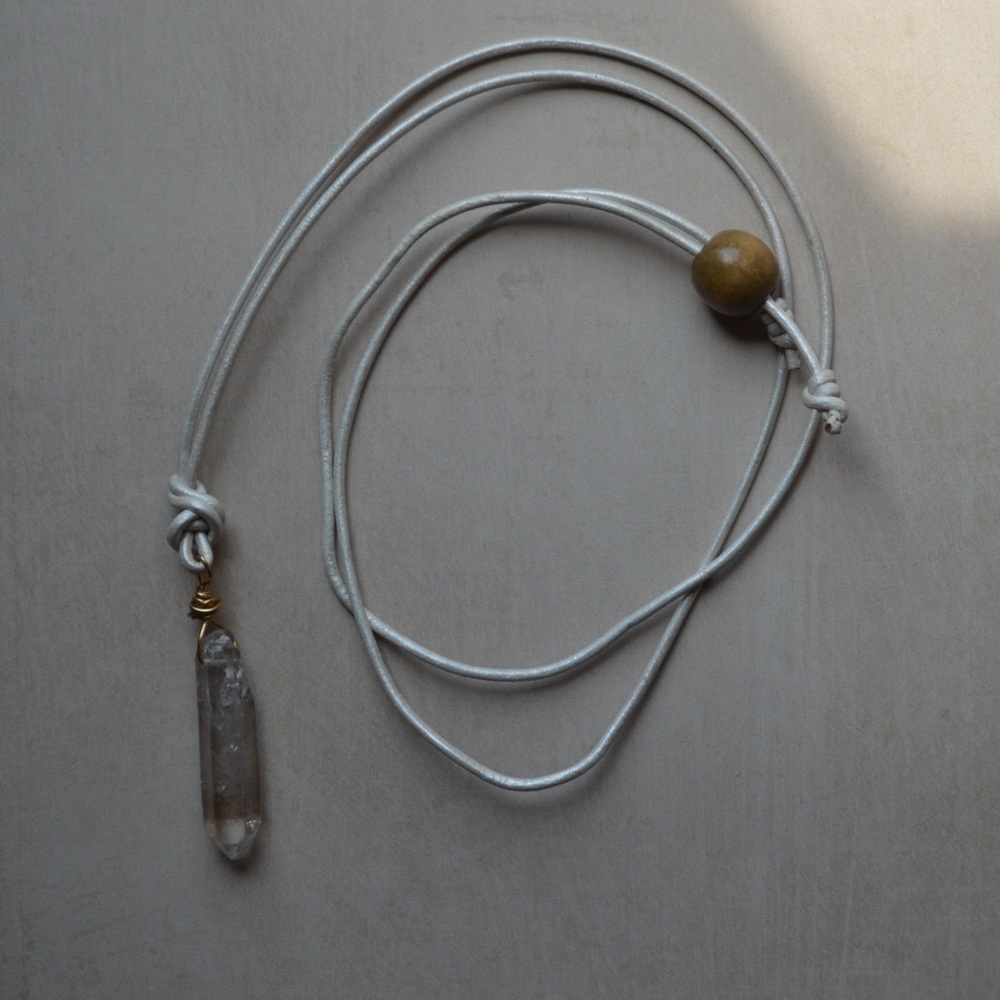 Clear Quartz Leather Necklace - Picture 5 of 7
